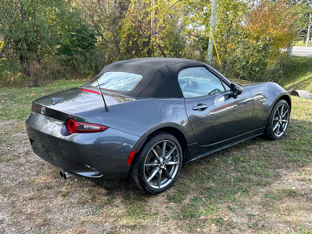 2017 Mazda Miata MX-5 GT Convertible Clean Carfax | Low Kms | Manual - Photo #34