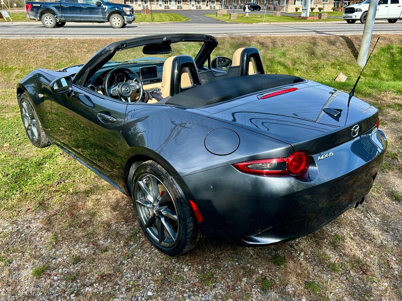 2017 Mazda Miata MX-5 GT Convertible Clean Carfax | Low Kms | Manual - Photo #49