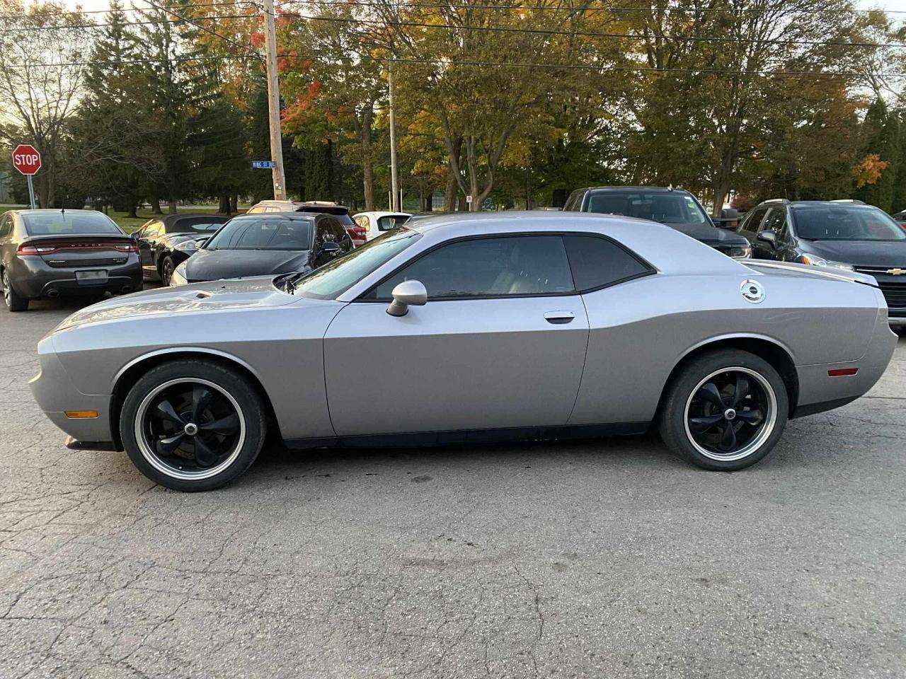 2014 Dodge Challenger 2dr Cpe SXT Plus - Photo #4