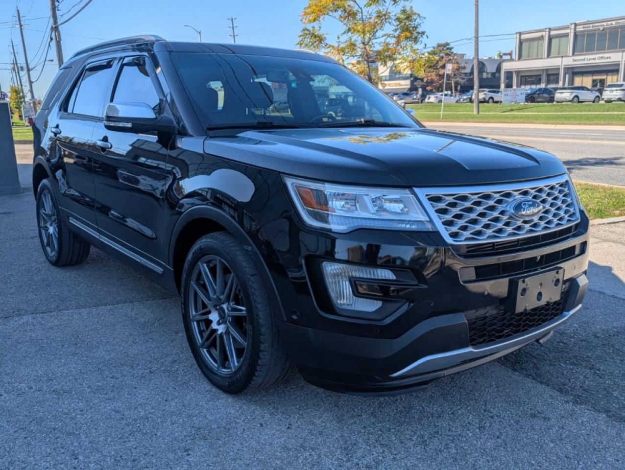 2017 Ford Explorer PLATINUM * NAVI * PANO ROOF * LANE DEPARTURE * BLI - Photo #7