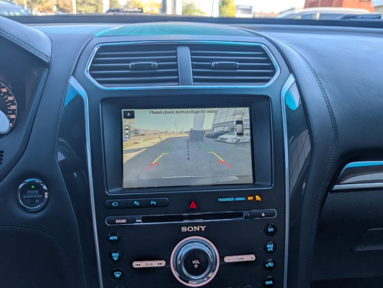 2017 Ford Explorer PLATINUM * NAVI * PANO ROOF * LANE DEPARTURE * BLI - Photo #12