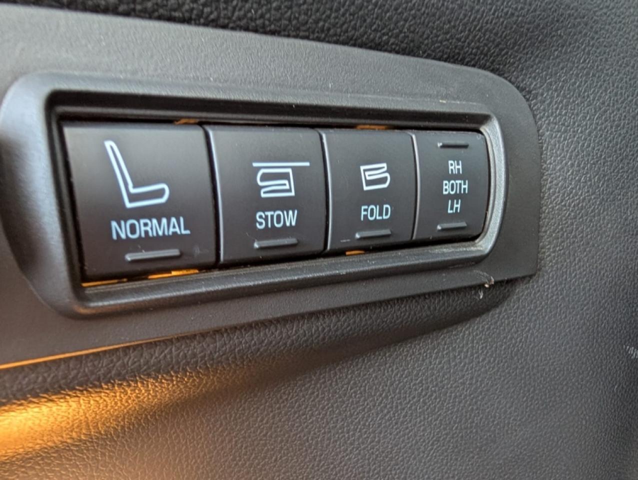 2017 Ford Explorer PLATINUM * NAVI * PANO ROOF * LANE DEPARTURE * BLI - Photo #22