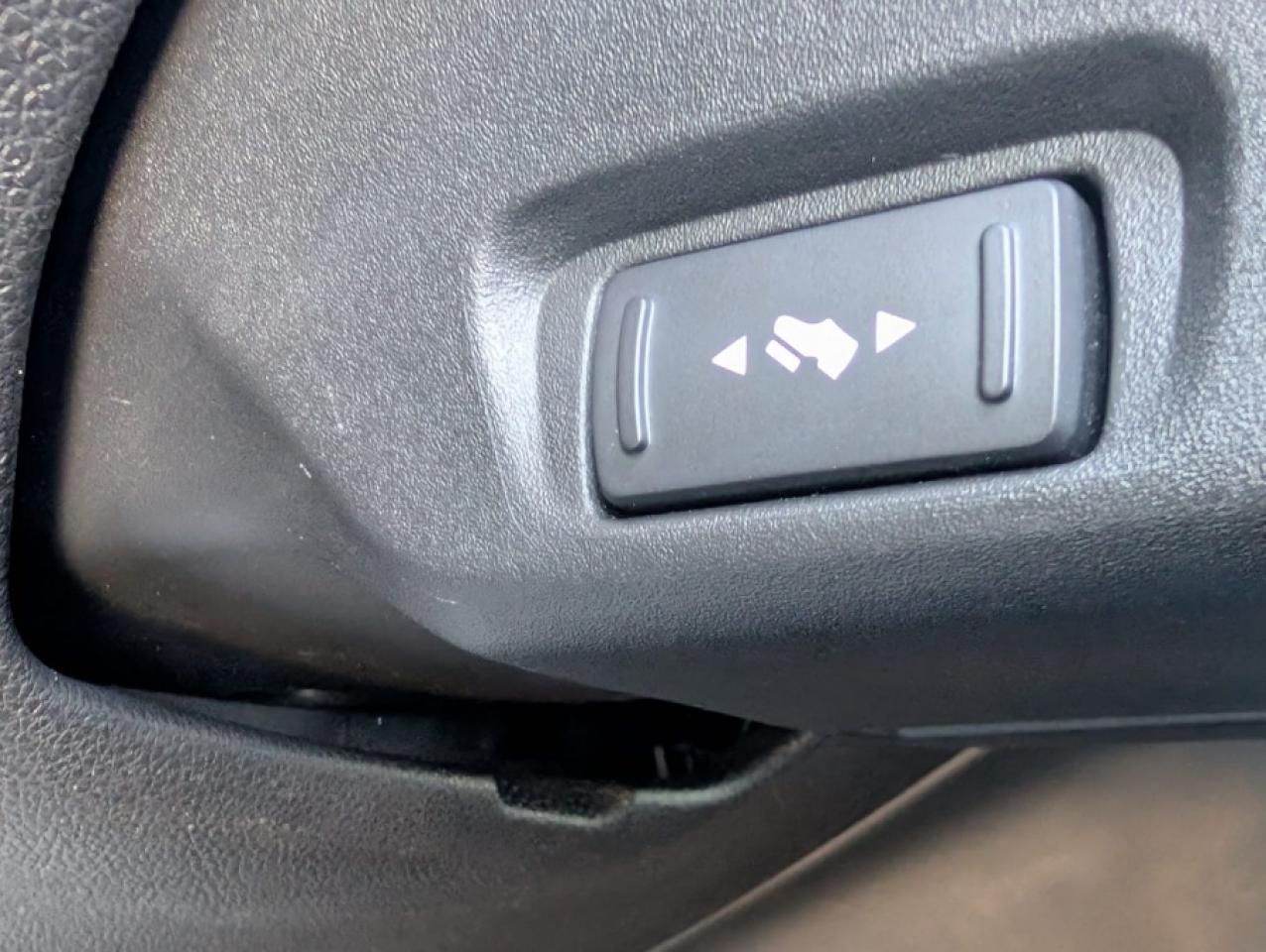 2017 Ford Explorer PLATINUM * NAVI * PANO ROOF * LANE DEPARTURE * BLI - Photo #24