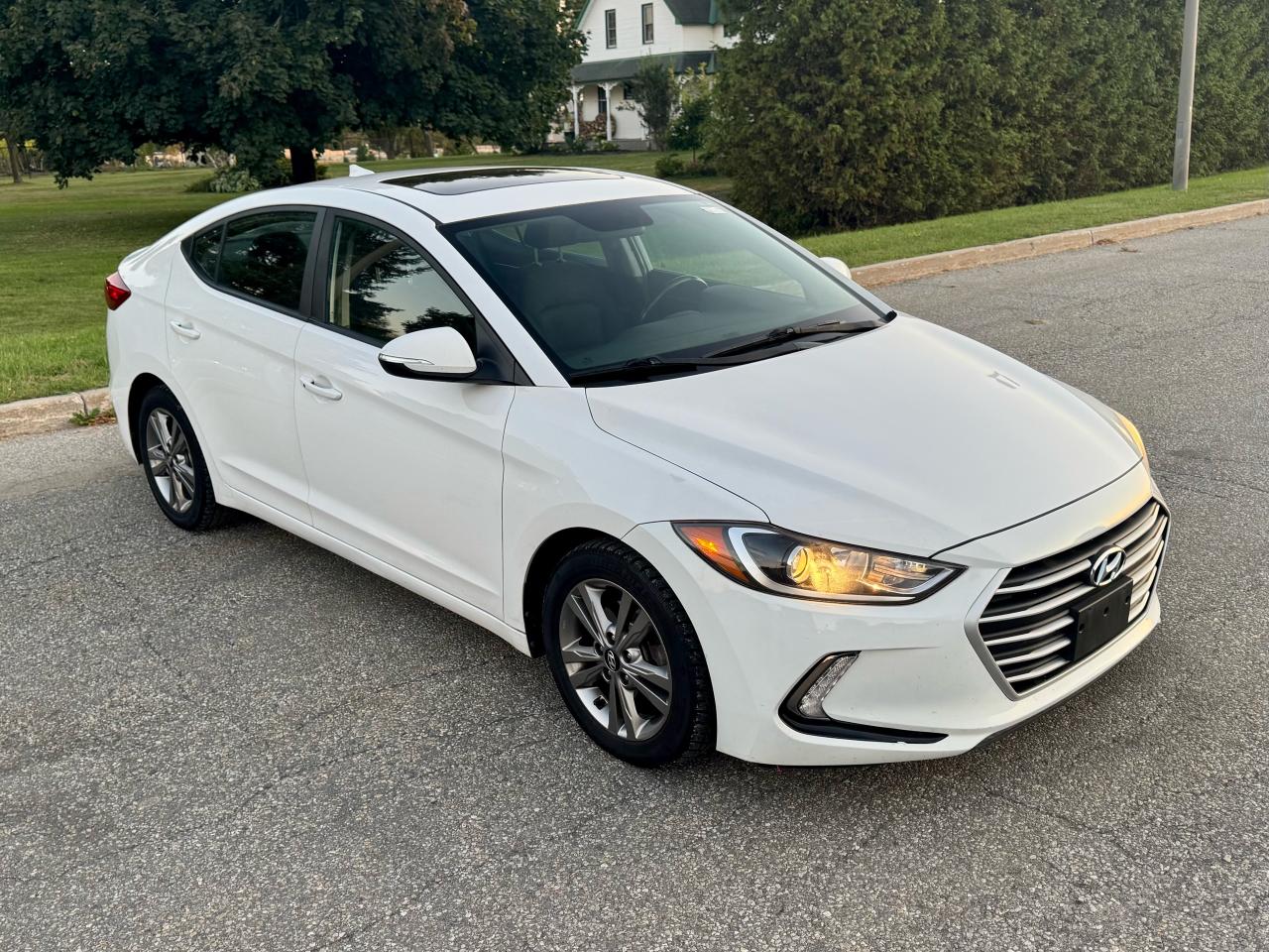 2018 Hyundai Elantra SE / No Accidents / Certified - Photo #1