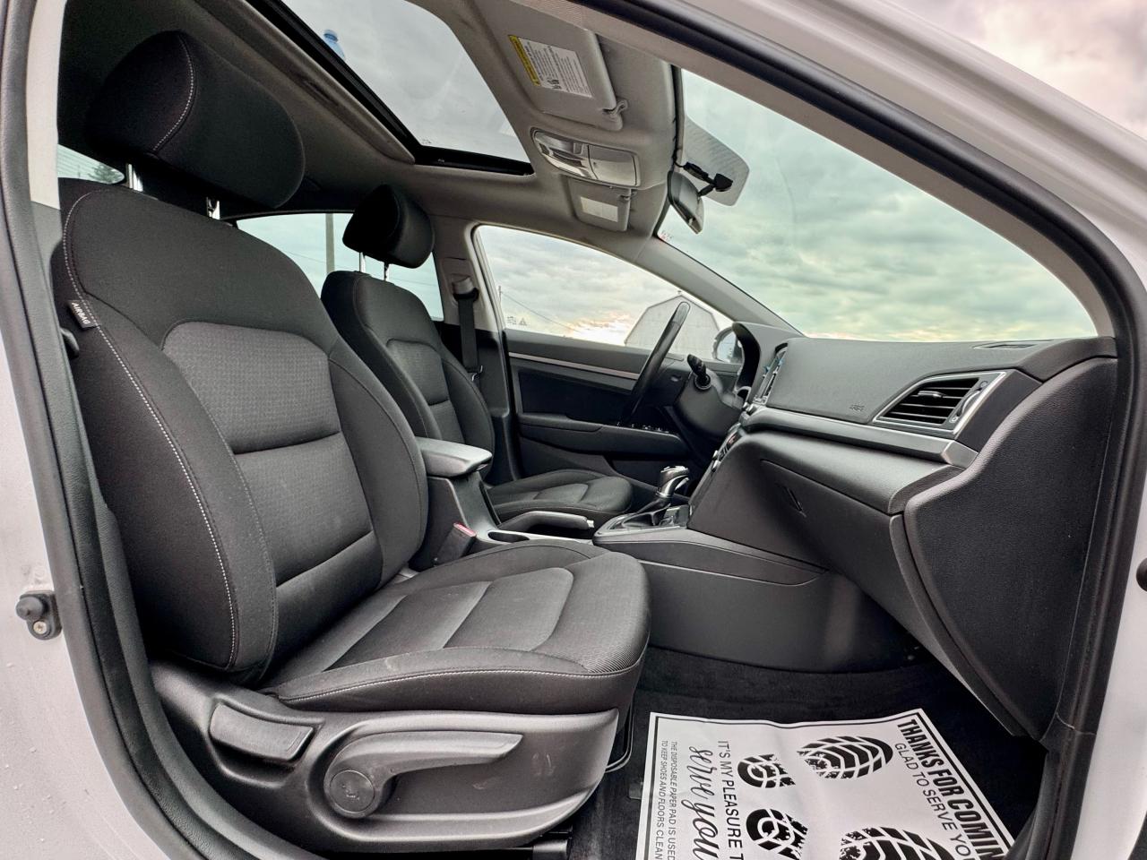 2018 Hyundai Elantra SE / No Accidents / Certified - Photo #15