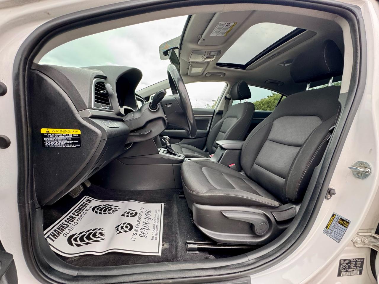 2018 Hyundai Elantra SE / No Accidents / Certified - Photo #13