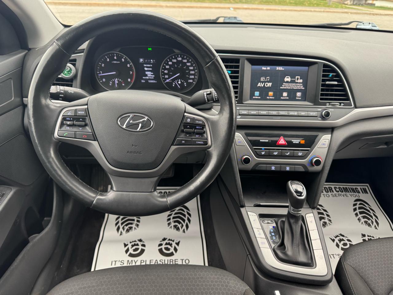 2018 Hyundai Elantra SE / No Accidents / Certified - Photo #3