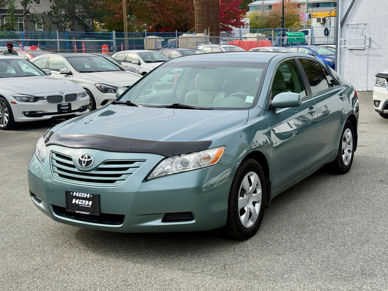 2009 Toyota Camry FINANCING AVAILABLE Photo1
