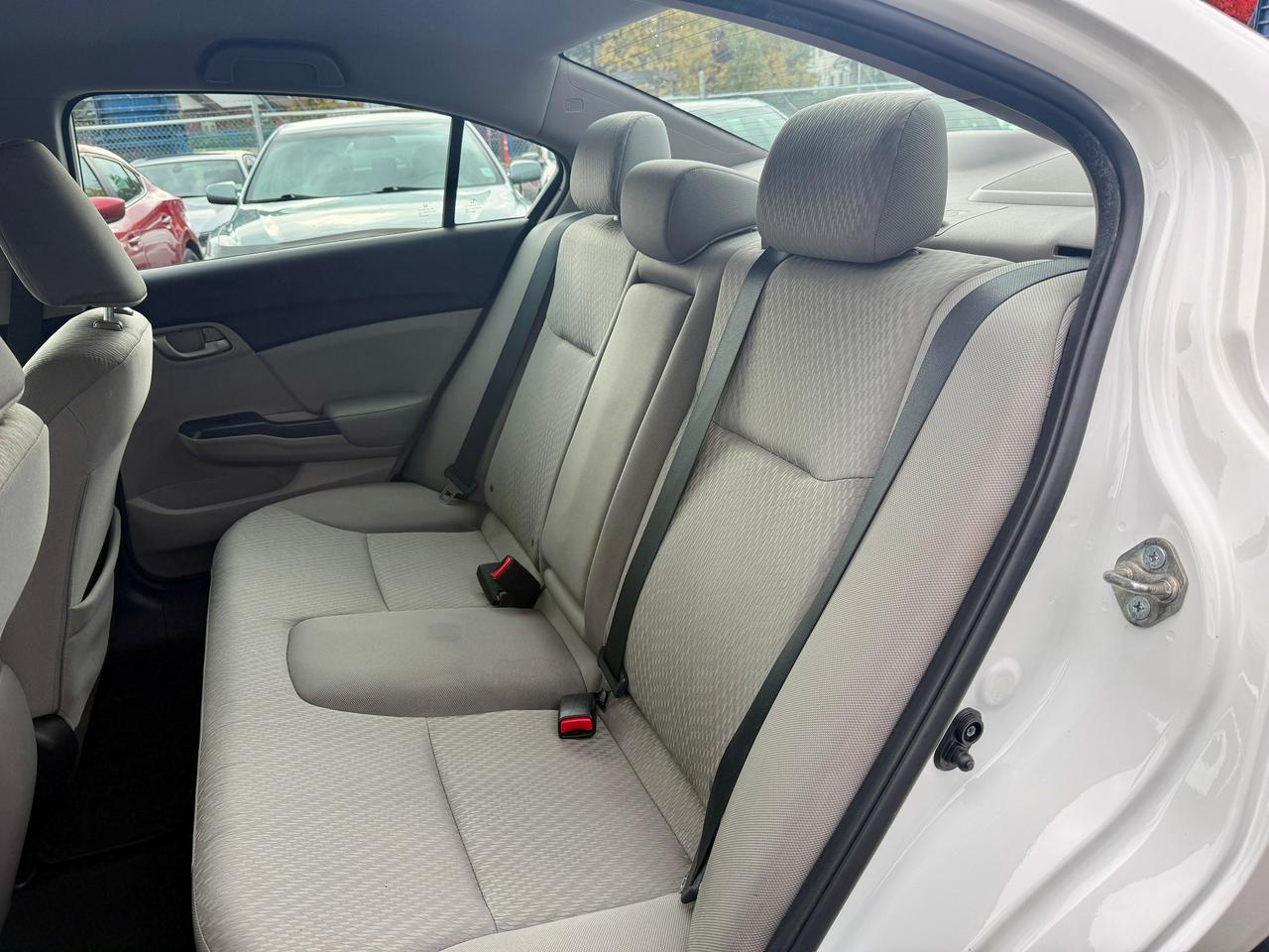 2015 Honda Civic LX FINANCING AVAILABLE Photo14