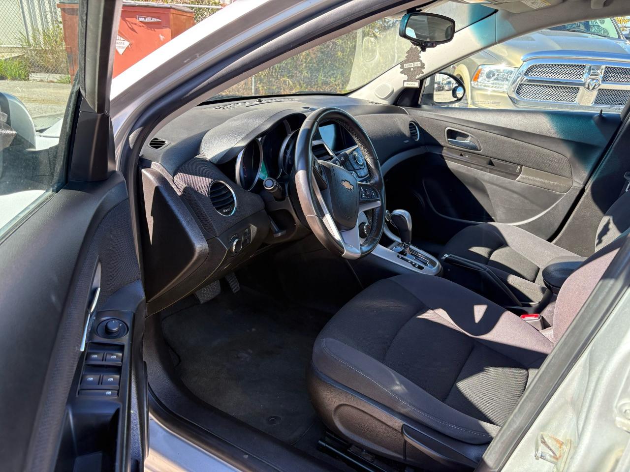 2014 Chevrolet Cruze 1LT - Photo #7