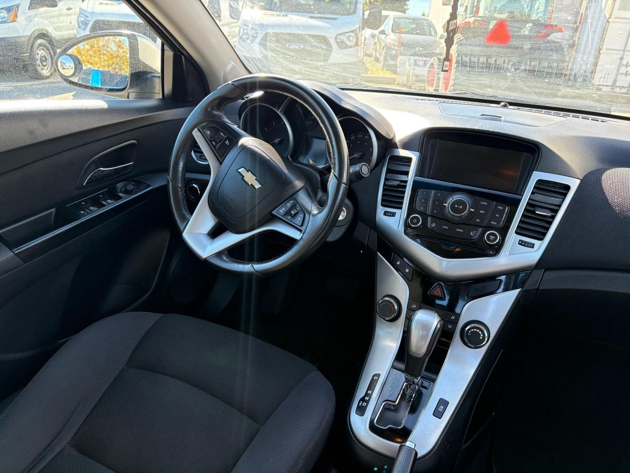 2014 Chevrolet Cruze 1LT - Photo #10