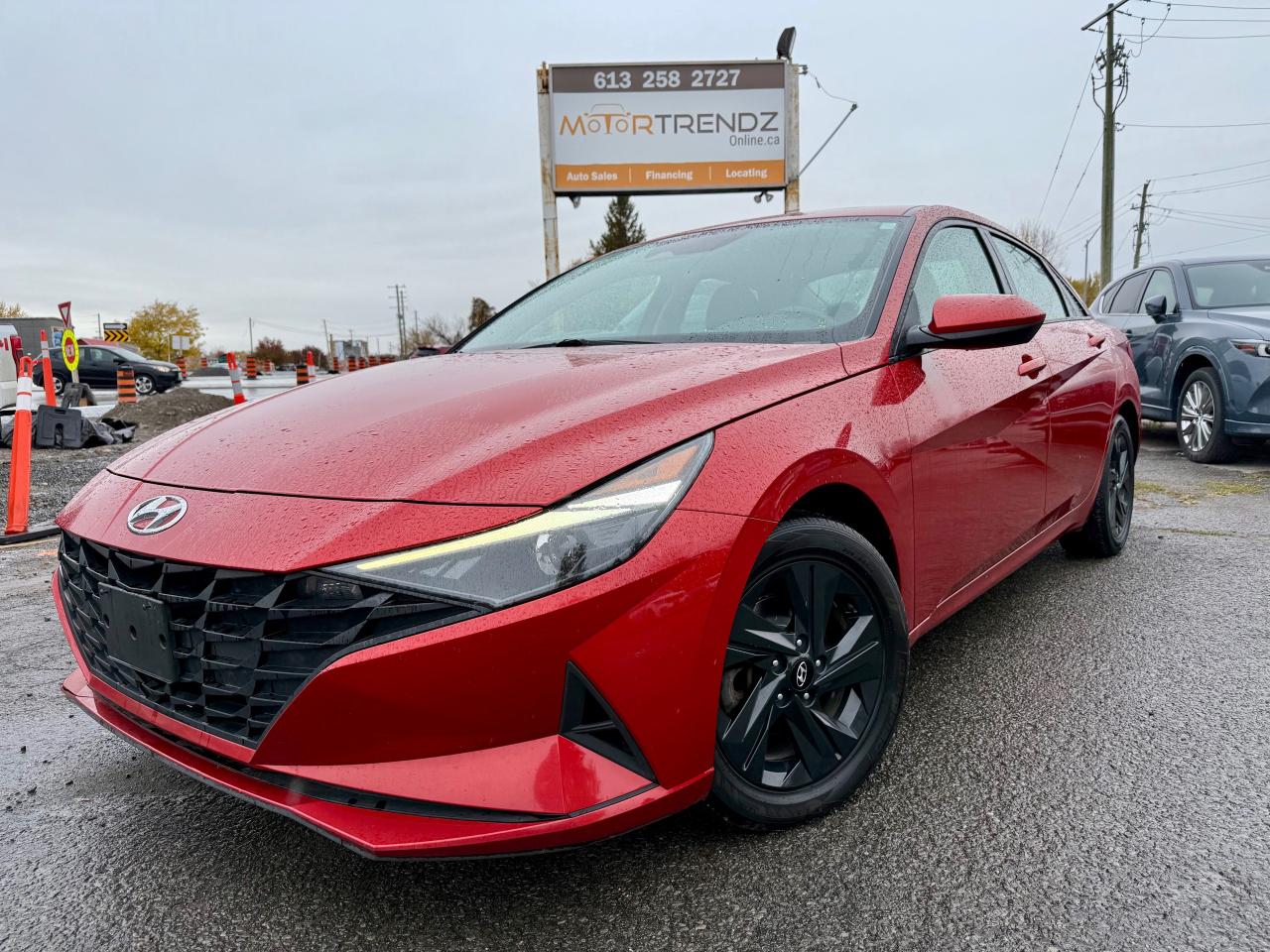 Used 2022 Hyundai Elantra Preferred w/Sun & Tech Pkg Sunroof! AutoStart! Heat Steering! for sale in Kemptville, ON