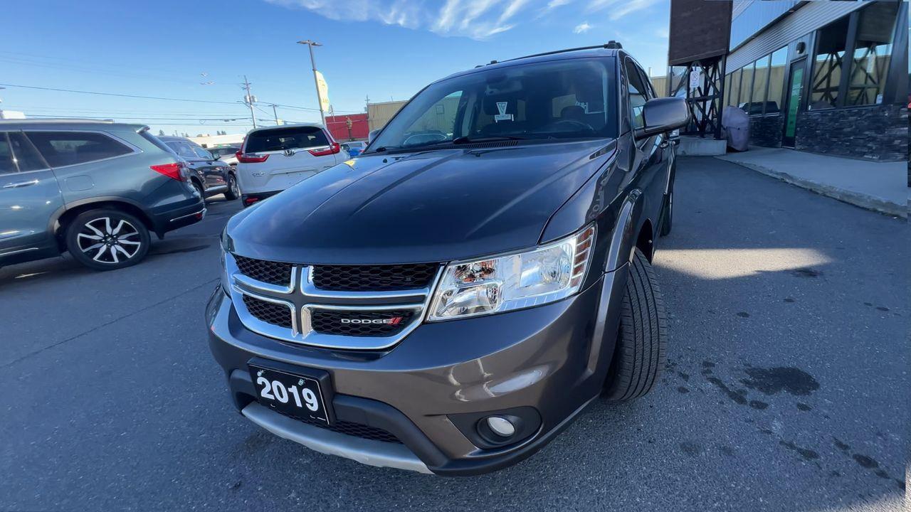 2019 Dodge Journey SXT SIRIUS XM, CRUISE CONTROL, BACK UP CAM!! Photo2