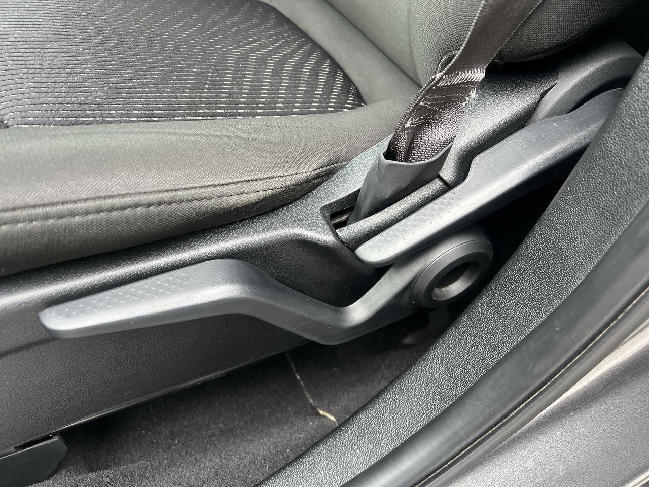 2019 Dodge Journey SXT SIRIUS XM, CRUISE CONTROL, BACK UP CAM!! Photo