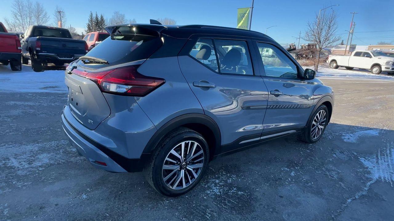 2021 Nissan Kicks SR HEATED FRONT SEATS, SIRIUS XM, CRUISE CONTROL, BACK UP CAM!! Photo3