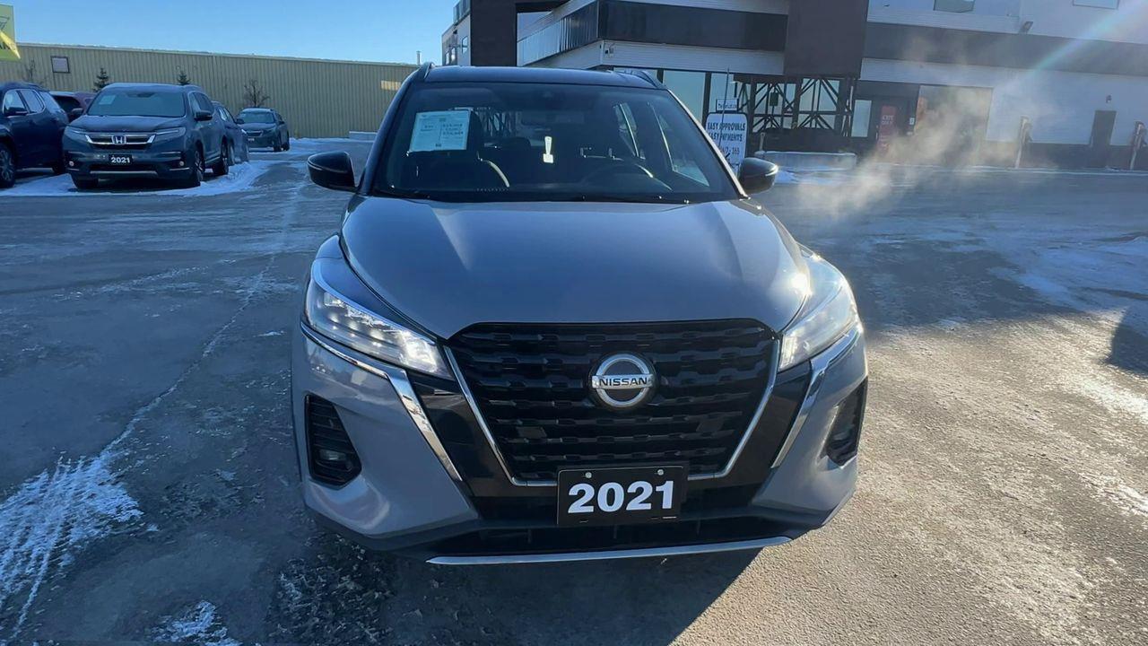 2021 Nissan Kicks SR HEATED FRONT SEATS, SIRIUS XM, CRUISE CONTROL, BACK UP CAM!! Photo
