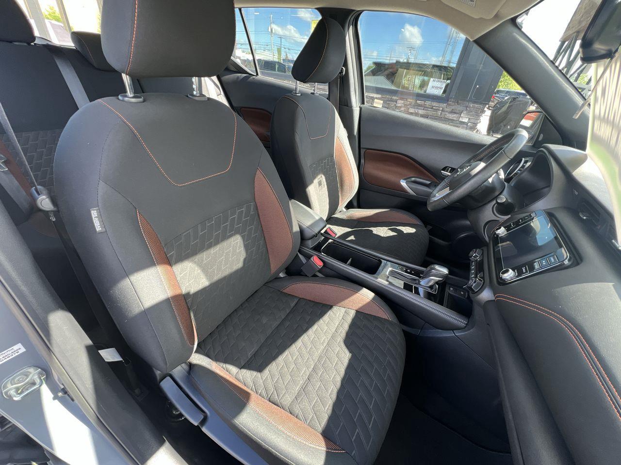 2021 Nissan Kicks SR HEATED FRONT SEATS, SIRIUS XM, CRUISE CONTROL, BACK UP CAM!! Photo