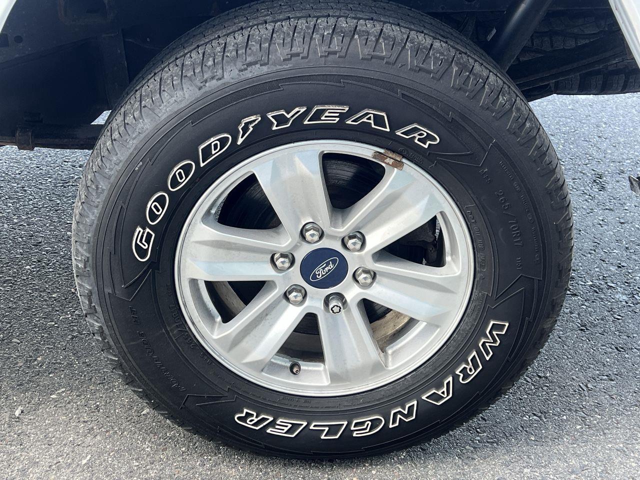 2020 Ford F-150 XLT 4X4, 6 PASSENGER, SIRIUS XM, CRUISE CONTROL, BACK UP CAM!! Photo