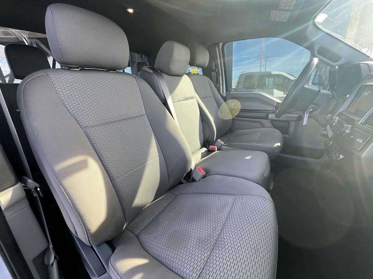 2020 Ford F-150 XLT 4X4, 6 PASSENGER, SIRIUS XM, CRUISE CONTROL, BACK UP CAM!! Photo