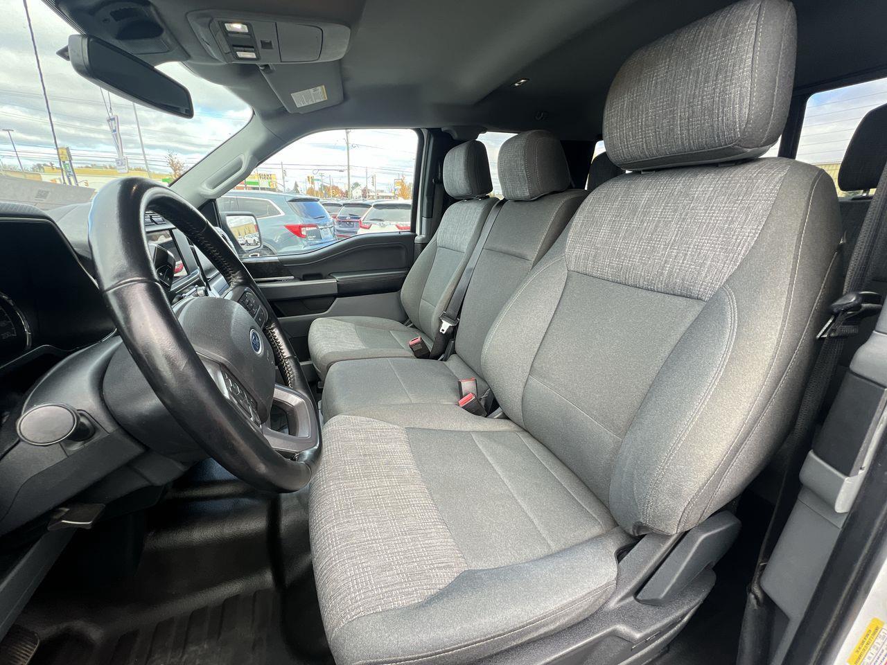 2021 Ford F-150 XLT 4X4, 6 PASSENGER, SIRIUS XM, BACK UP CAM, CRUISE CONTROL, NAVIGATION!! Photo