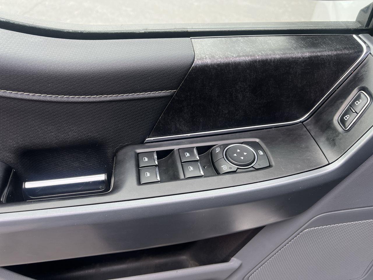 2021 Ford F-150 XLT 4X4, 6 PASSENGER, SIRIUS XM, BACK UP CAM, CRUISE CONTROL, NAVIGATION!! Photo