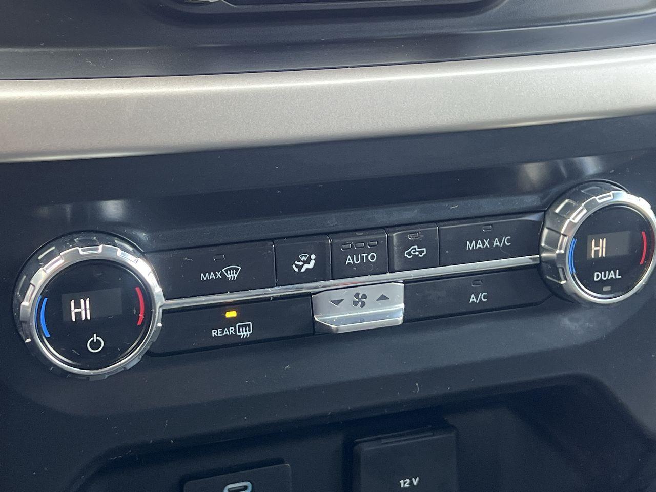 2021 Ford F-150 XLT 4X4, 6 PASSENGER, SIRIUS XM, BACK UP CAM, CRUISE CONTROL, NAVIGATION!! Photo