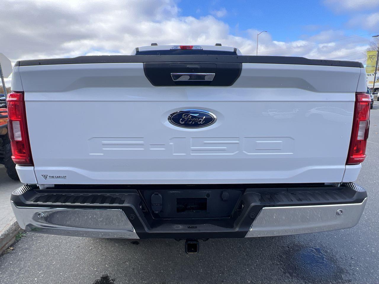 2021 Ford F-150 XLT 4X4, 6 PASSENGER, SIRIUS XM, BACK UP CAM, CRUISE CONTROL, NAVIGATION!! Photo