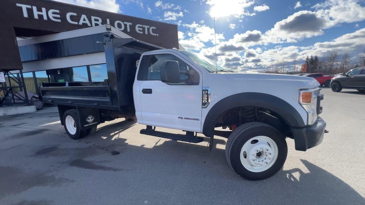2020 Ford F-550 Chassis XL DUMP TRUCK!! 4X4, 3 PASSENGER, DIESEL!! Photo
