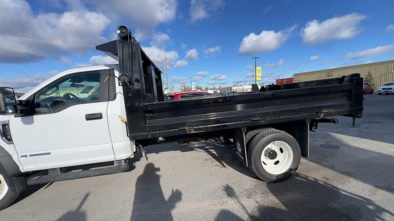 2020 Ford F-550 Chassis XL DUMP TRUCK!! 4X4, 3 PASSENGER, DIESEL!! Photo