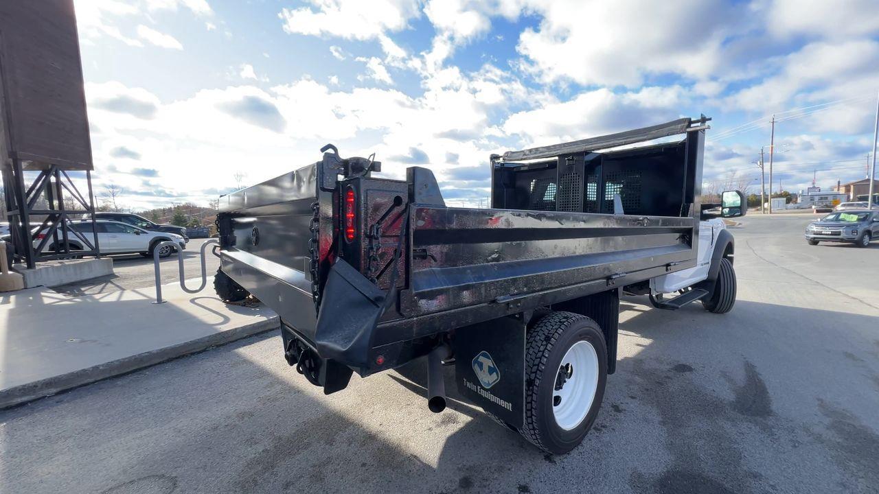 2020 Ford F-550 Chassis XL DUMP TRUCK!! 4X4, 3 PASSENGER, DIESEL!! Photo