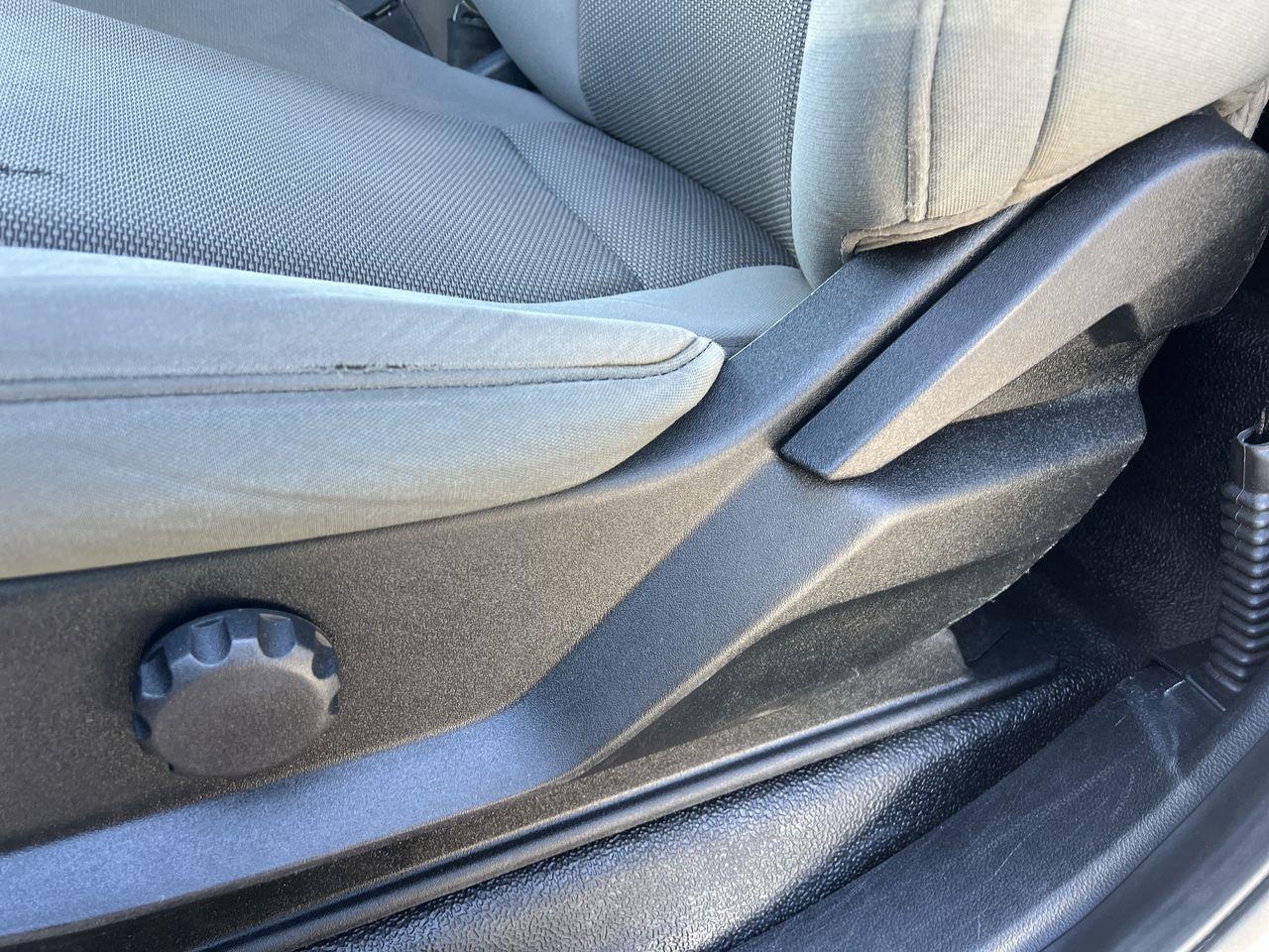 2020 Ford F-550 Chassis XL DUMP TRUCK!! 4X4, 3 PASSENGER, DIESEL!! Photo