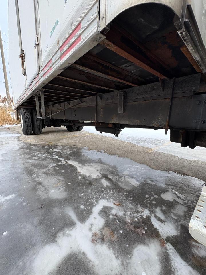 2004 Ford FREIGHTLINER 7.2 CAT ENGINE| VALID SAFETY| 26' BOX Photo