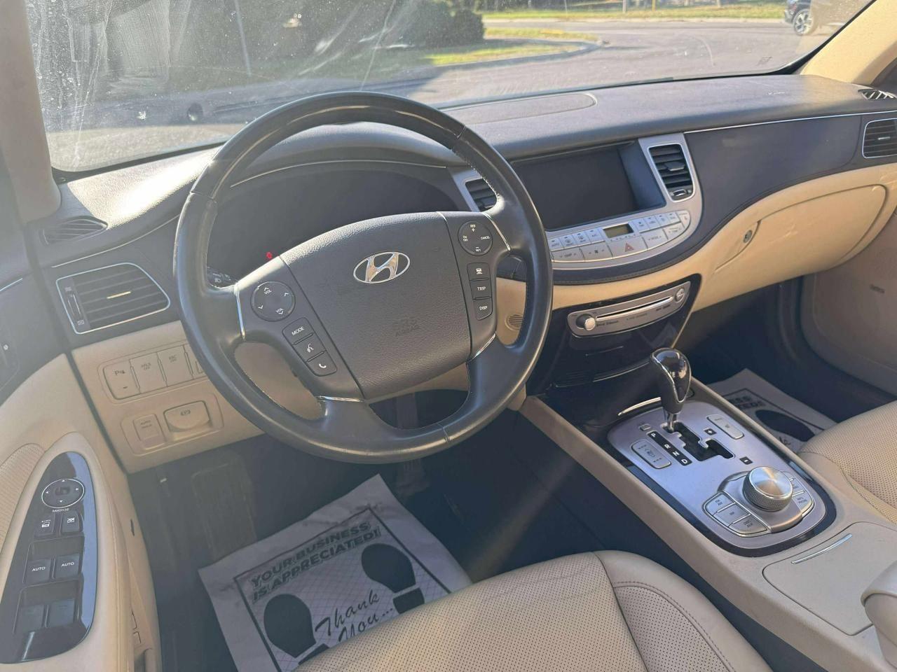 2011 Hyundai Genesis 4dr Sdn V8 Photo