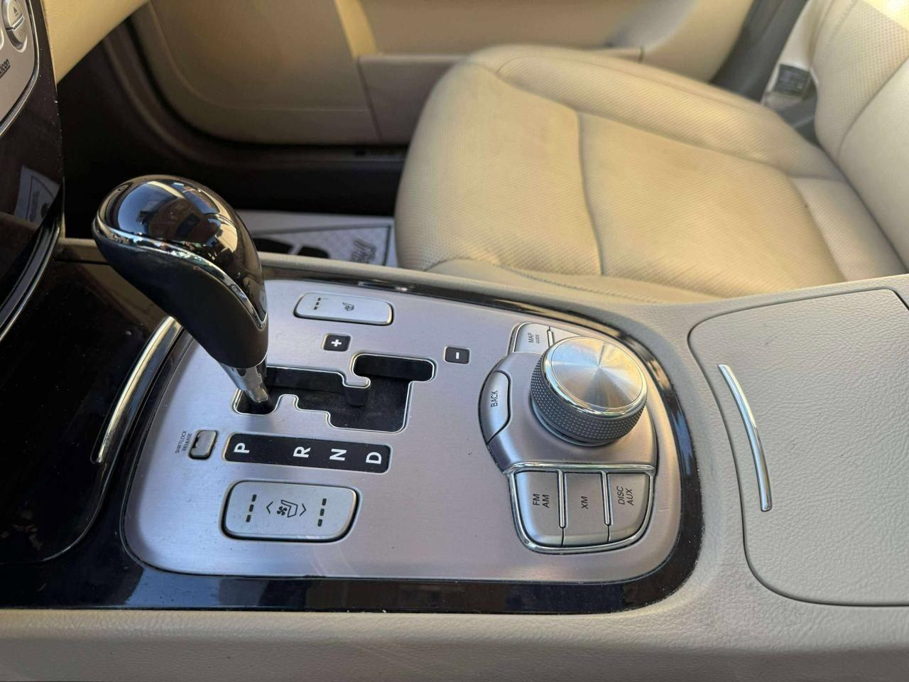 2011 Hyundai Genesis 4dr Sdn V8 - Photo #31