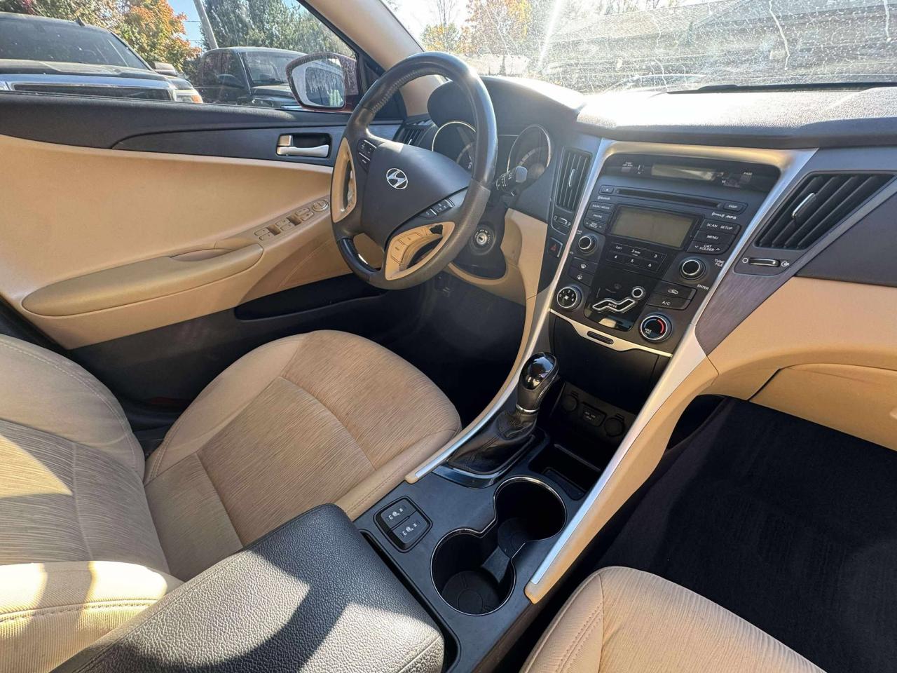 2013 Hyundai Sonata 4dr Sdn 2.4L Auto GLS - Photo #12