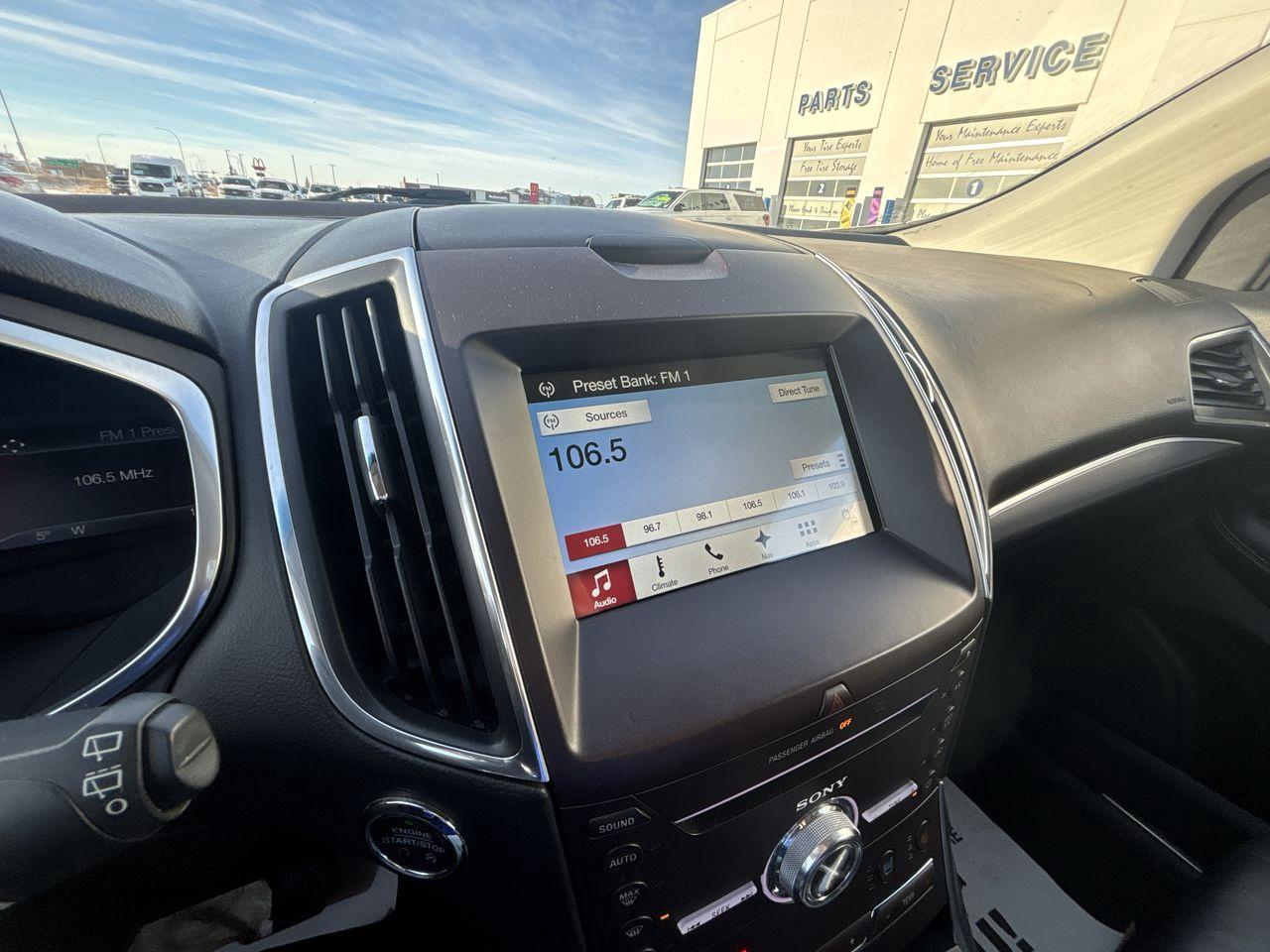 2017 Ford Edge TITANIUM 4dr  AWD Photo5