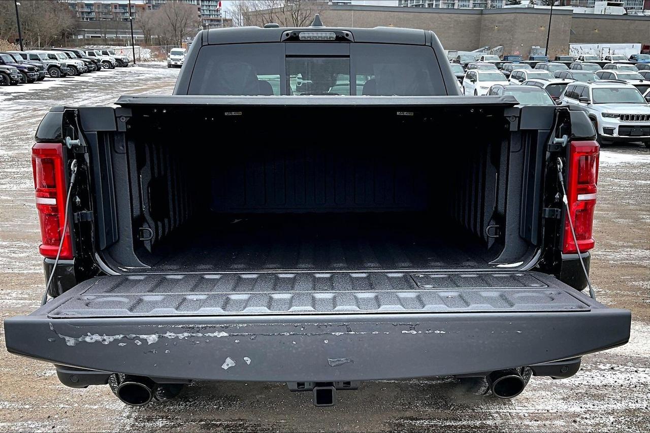 2026 RAM 1500 LIMITED | Level A | Pano Roof | Night Edition Photo