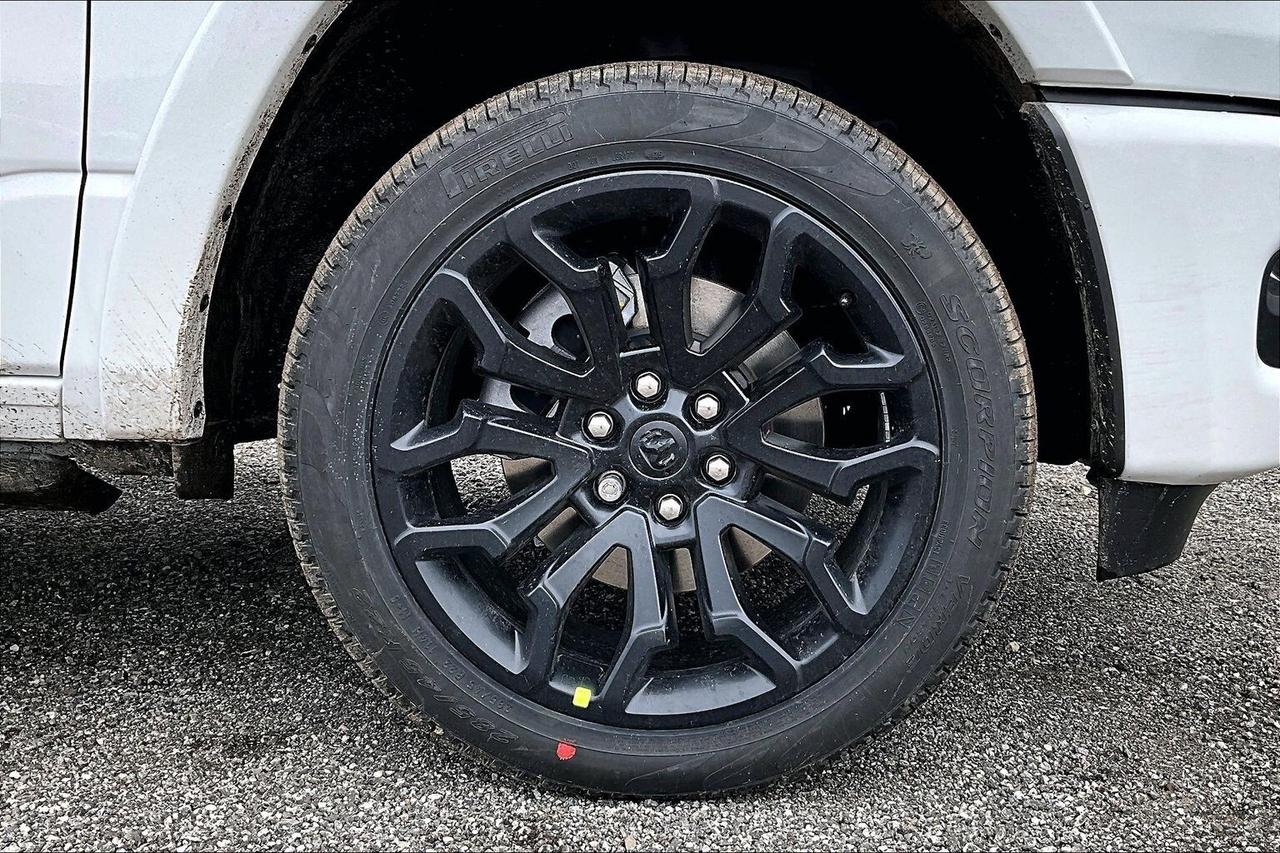 2026 RAM 1500 LIMITED | Pano Roof | Prem Leather | Night Edition Photo