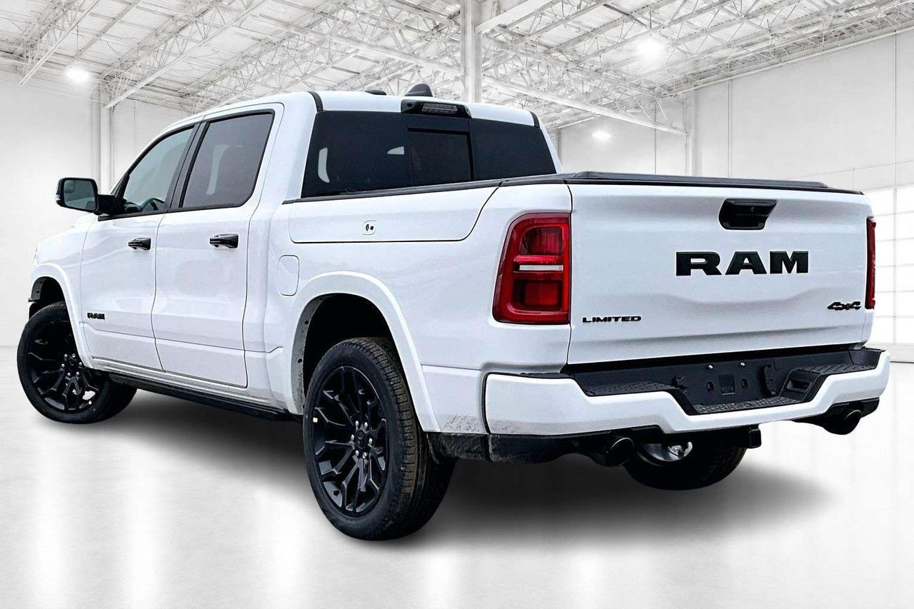 2026 RAM 1500 LIMITED | Pano Roof | Prem Leather | Night Edition Photo2