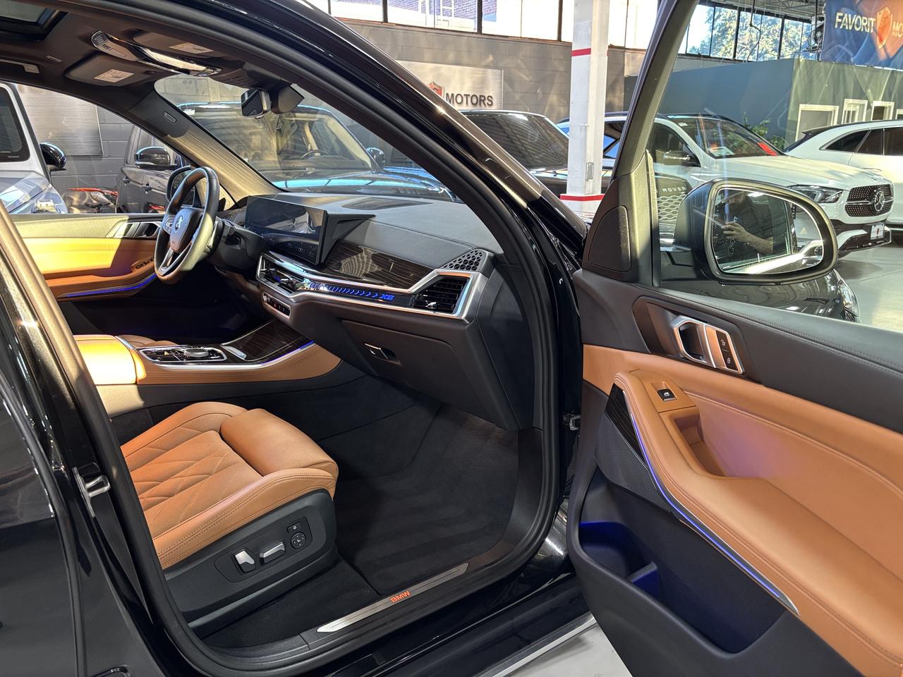 2024 BMW X5 xDrive40i|AWD|NAV|CARAMELSEATS|AMBIENT|PANOROOF|++ Photo