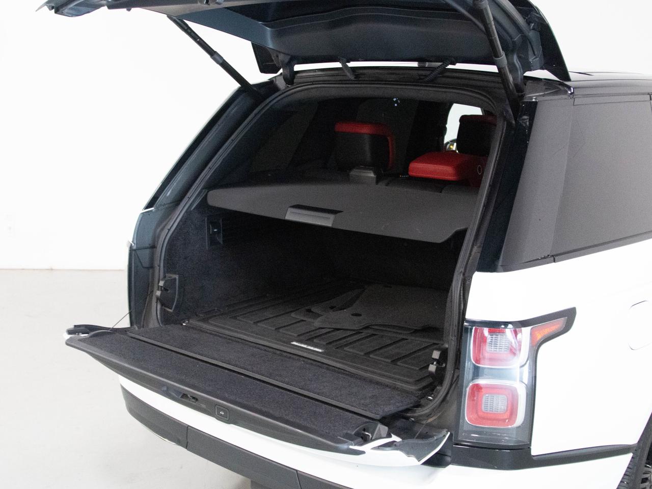 2022 Land Rover Range Rover P525 | AUTOBIOGRAPHY | 22"RIM | MERIDIAN | PANO Photo