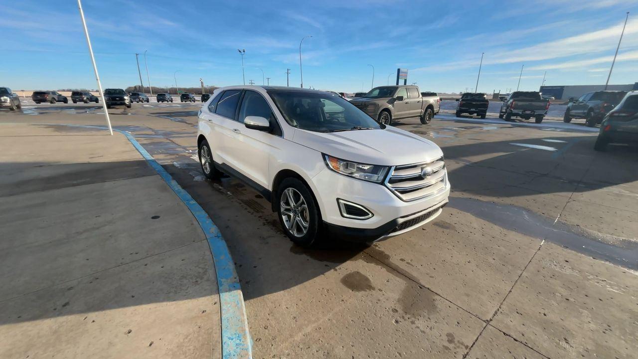 2017 Ford Edge TITANIUM 4dr  AWD Photo5