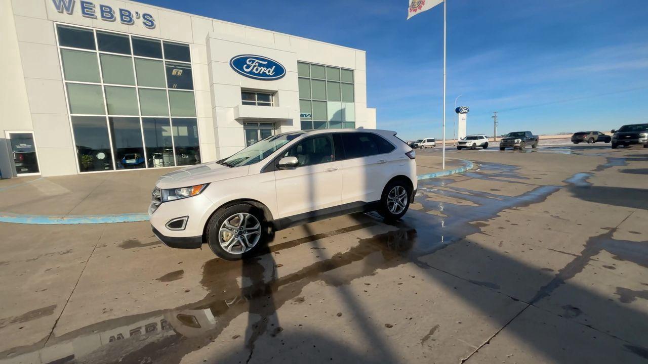 2017 Ford Edge TITANIUM 4dr  AWD Photo