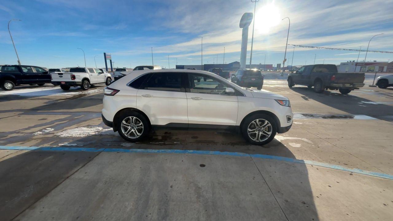 2017 Ford Edge TITANIUM 4dr  AWD Photo5