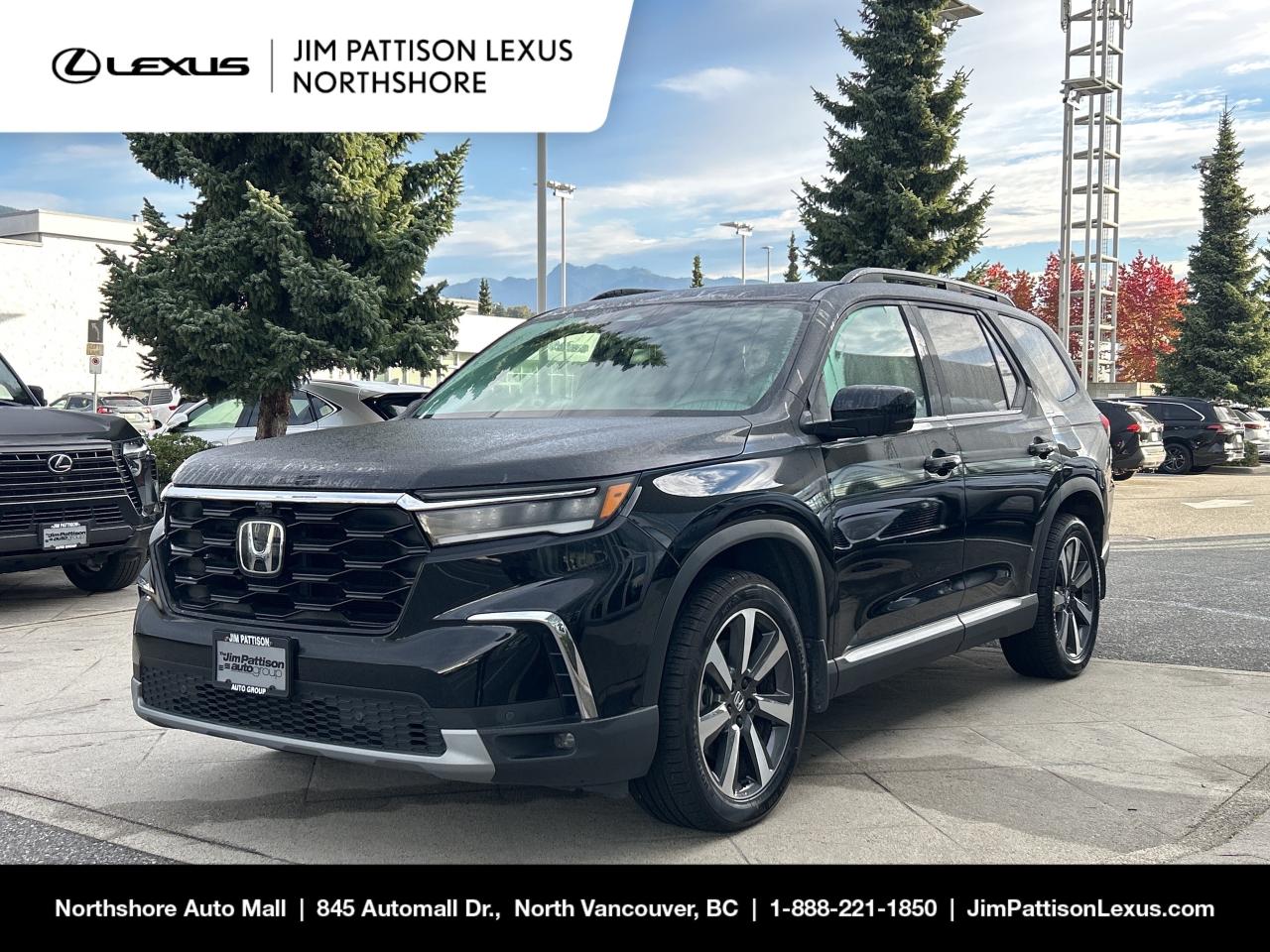 Used 2024 Honda Pilot Touring AWD / Touring Package / Local Car / One Ow for sale in North Vancouver, BC