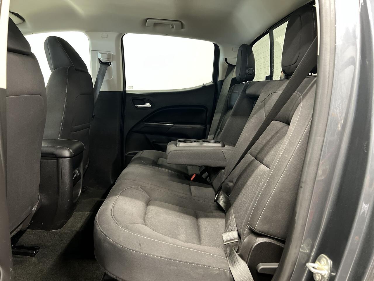 2017 GMC Canyon SLE 4X4 |ONLY 93,000KMS! |CREW | 3.6L V6 | CARPLAY Photo