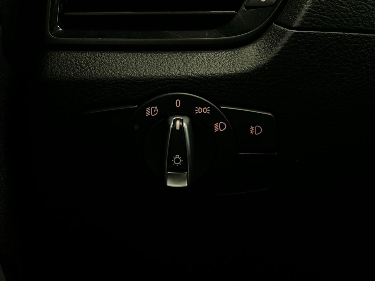 2015 BMW X1 AWD | PREMIUM PKG |HTD LEATHER |PANO ROOF | ALLOYS Photo