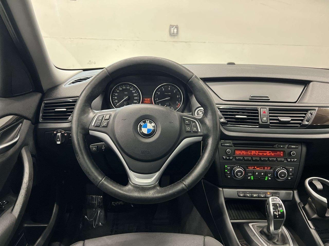 2015 BMW X1 AWD | PREMIUM PKG |HTD LEATHER |PANO ROOF | ALLOYS Photo