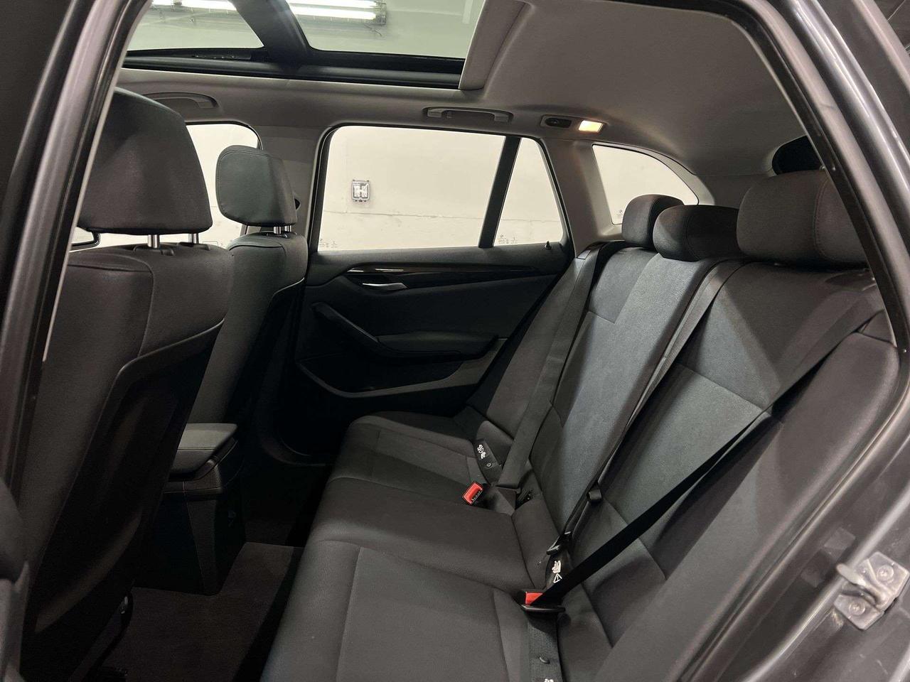 2015 BMW X1 AWD | PREMIUM PKG |HTD LEATHER |PANO ROOF | ALLOYS Photo