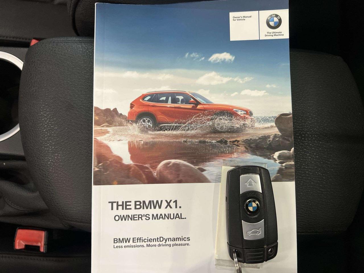 2015 BMW X1 AWD | PREMIUM PKG |HTD LEATHER |PANO ROOF | ALLOYS Photo